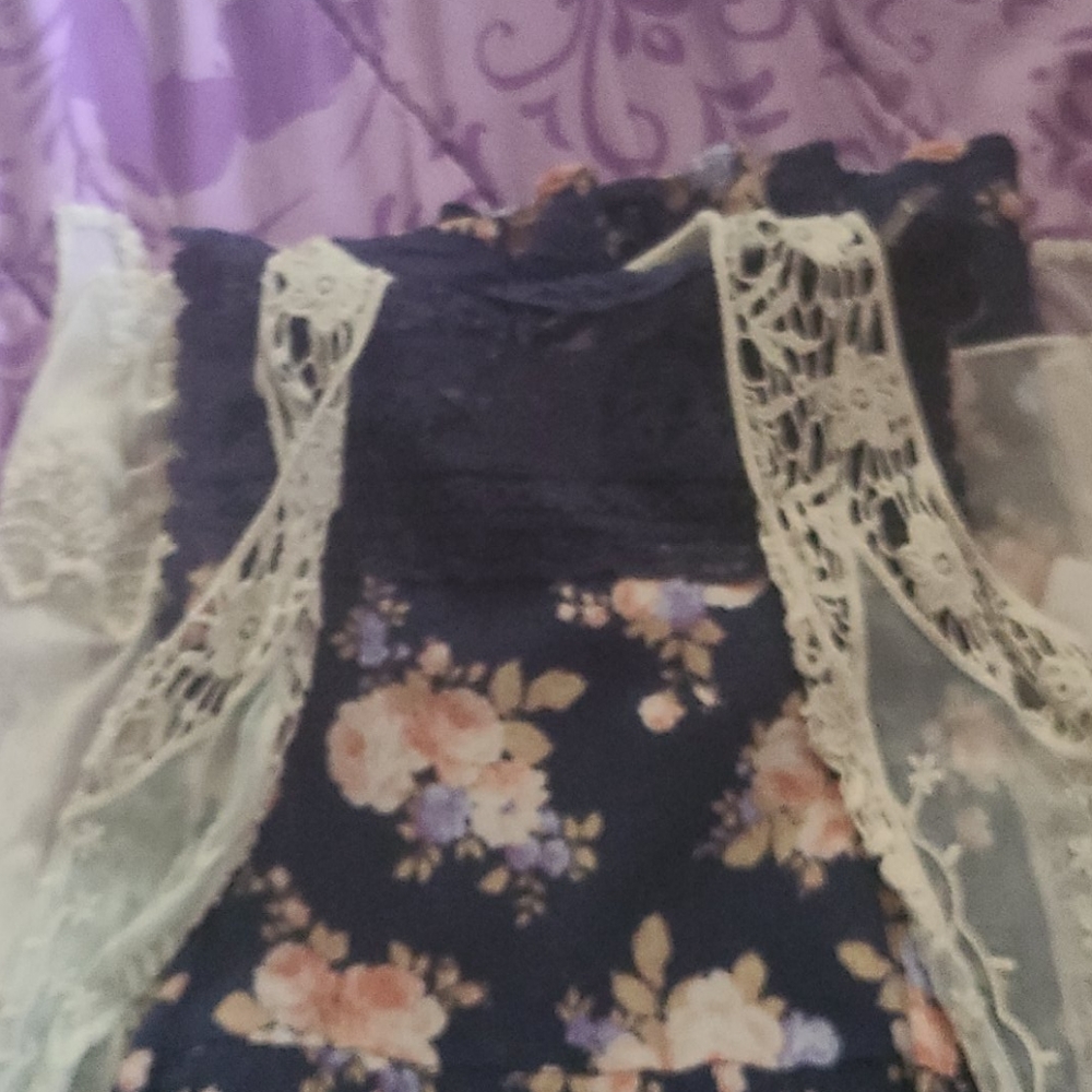 Sleeveless navy dress